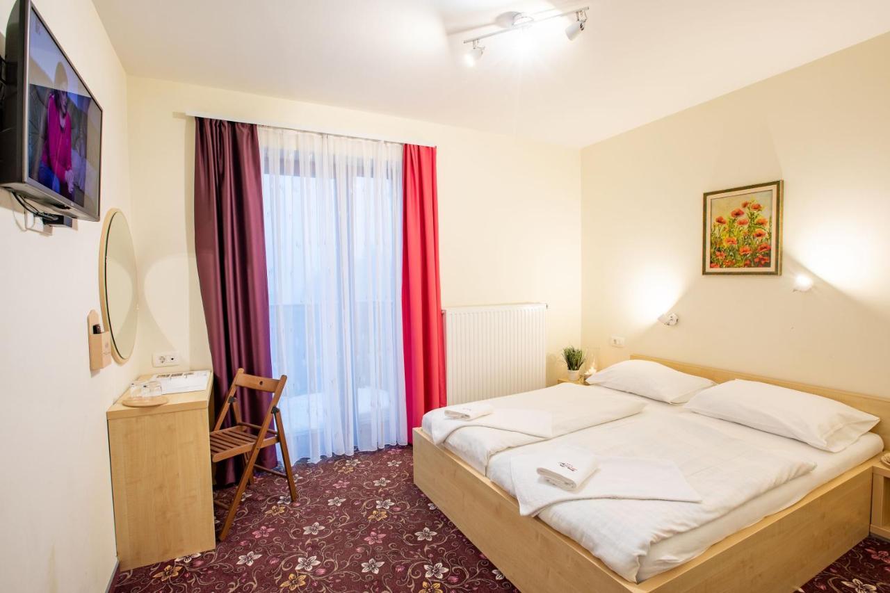 Hotel Jakec Trije Kralji Na Pohorju Zgornja Loznica Esterno foto