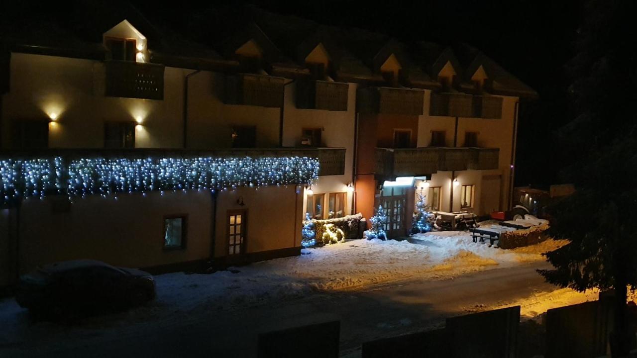 Hotel Jakec Trije Kralji Na Pohorju Zgornja Loznica Esterno foto